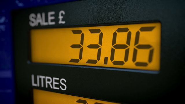 UK petrol pump display starts fueling at 30 pounds