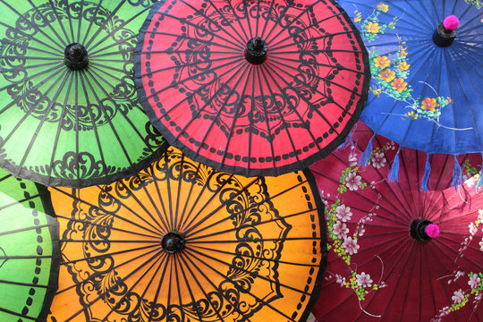 Ombrelles Birmanes