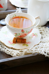 cup of tea and sugar cubes