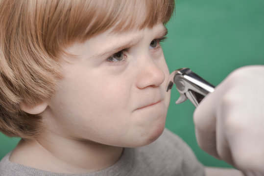 Small child and dental instrument