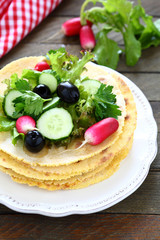 pita bread and fresh vegetable salad