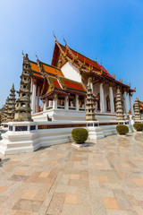 Fototapeta na wymiar Tempel Wat Suthat in Bangkok, Thailand