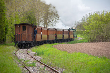 Obraz premium Locomotive à vapeur, en campagne en Baie de Somme