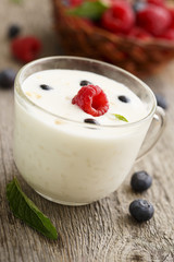 Rice pudding with berries