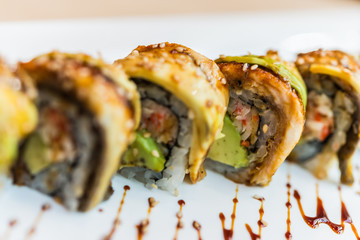 Eel fish sushi roll