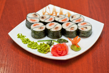Roll with smoked eel and salmon
