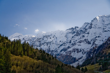 Fototapeta premium Austrian countryside with mountains 