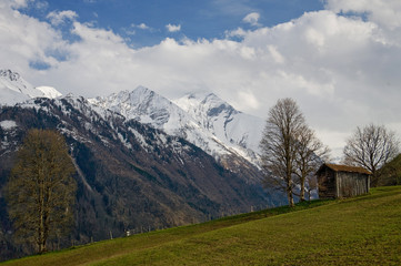 Fototapeta na wymiar Snowy mountain in the alps