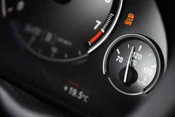 Coolant gauge