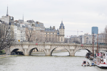 Fototapeta premium Bridge Pont Neuf across the Seine.