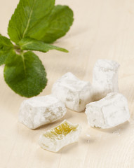 Lukum (Turkish Delight) with mint