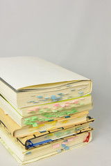 付せんのついた本