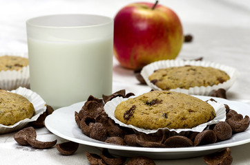Muffins with a glass of milk