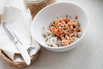 spaghetti with tuna