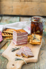 Meat bread with sun-dried tomatoes and croutons