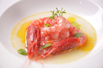 king prawns on plate