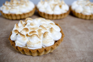 Lemon meringue tartlet
