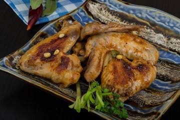 Roasted chicken wings