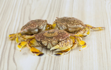 Raw crabs
