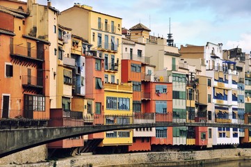 Fototapeta na wymiar Colorful houses of Girona, Catalonia
