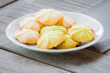 flower shape cookies