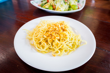 noodle with braised leeks.