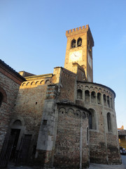 Fototapeta na wymiar Chiesa santa Maria Assunta e San Sigismondo