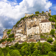 Fototapeta na wymiar Rocamadour - beautiful french village and castles on cliff