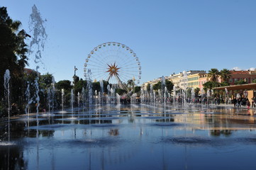 Ferris Wheel in Nice with Fountain