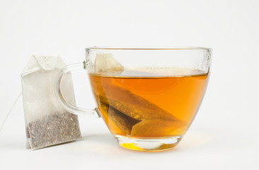 Glas heisser Tee (Beutel)