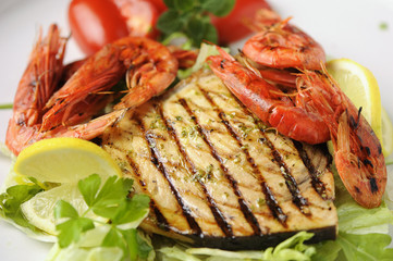 King prawns with swordfish grilled