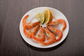 Shrimp with lime and lemon