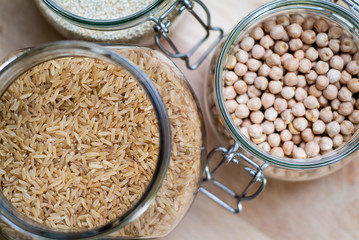 Brown rice and chickpeas