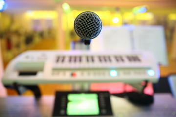 Microphone