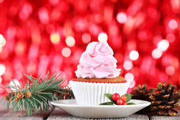 Cup-cake with cream
