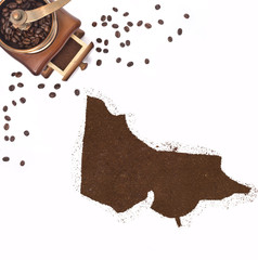 Coffee powder in the shape of Victoria and a coffee mill.(series