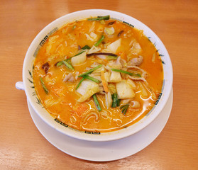 モツ野菜ラーメン