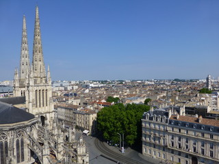 Obraz premium Bordeaux, cathédrale et centre ville