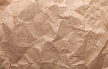 Papier cartonné marron froissé