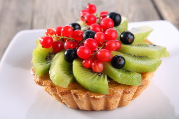 Fruit mini cakes tarts