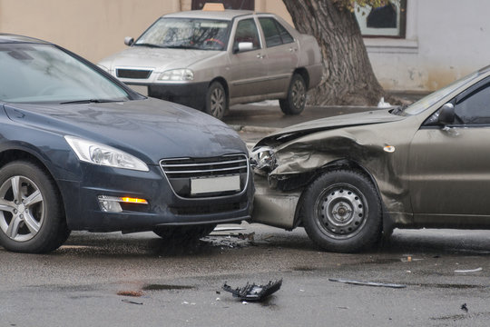 Fototapeta car accident in the city