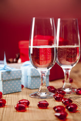 Valentine's Day, the day of lovers! Gifts and passionate red