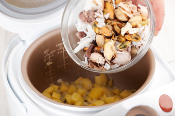 add seafood to vegetable stew