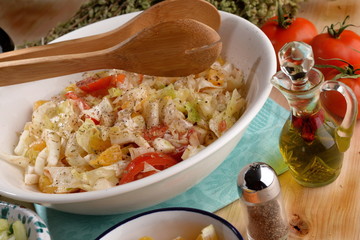 SALAD WITH ORANGE, FENNEL AND LETTUCE