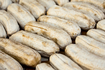 Dried bananas