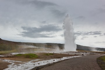 Fototapeta na wymiar Geysir Strokkur | Island
