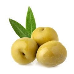 Obraz premium Green olives isolated