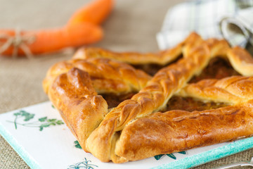 Pie dough with braised cabbage
