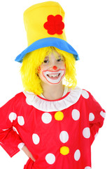 Kind als Clown verkleidet zu Karneval