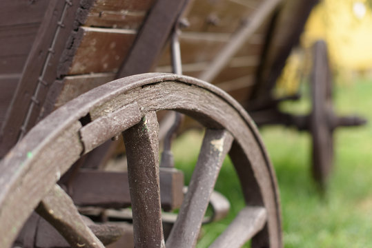 Old Cart's Wooden Wheel